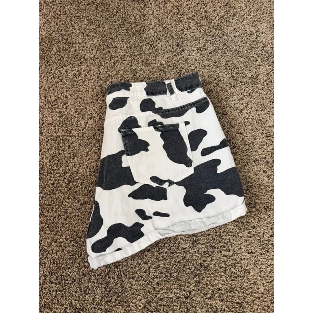 Cow Print Women’s Shorts 2XL